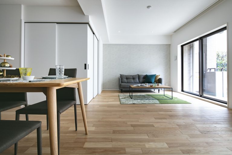 専用庭付きリノベーション済み物件