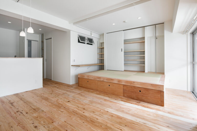 小上がりと収納を充実させたリノベーション