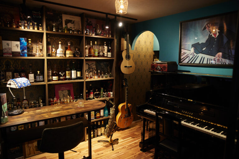 アカシア無垢床がおしゃれな防音リノベーション