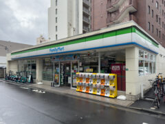 ファミリーマート 巣鴨スポーツセンター前店 徒歩4分