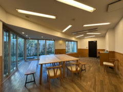 アトリエ＿理事会や学校帰りのお子さんの遊び場・勉強場所として利用されています。