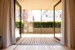 心地よい風と光を取り込むフルオープンサッシ